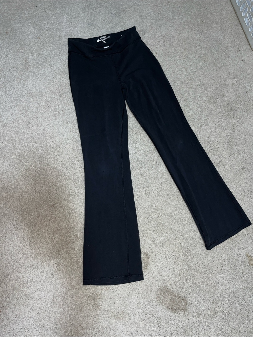 aero daydream Black Boot-Cut Yoga Pants